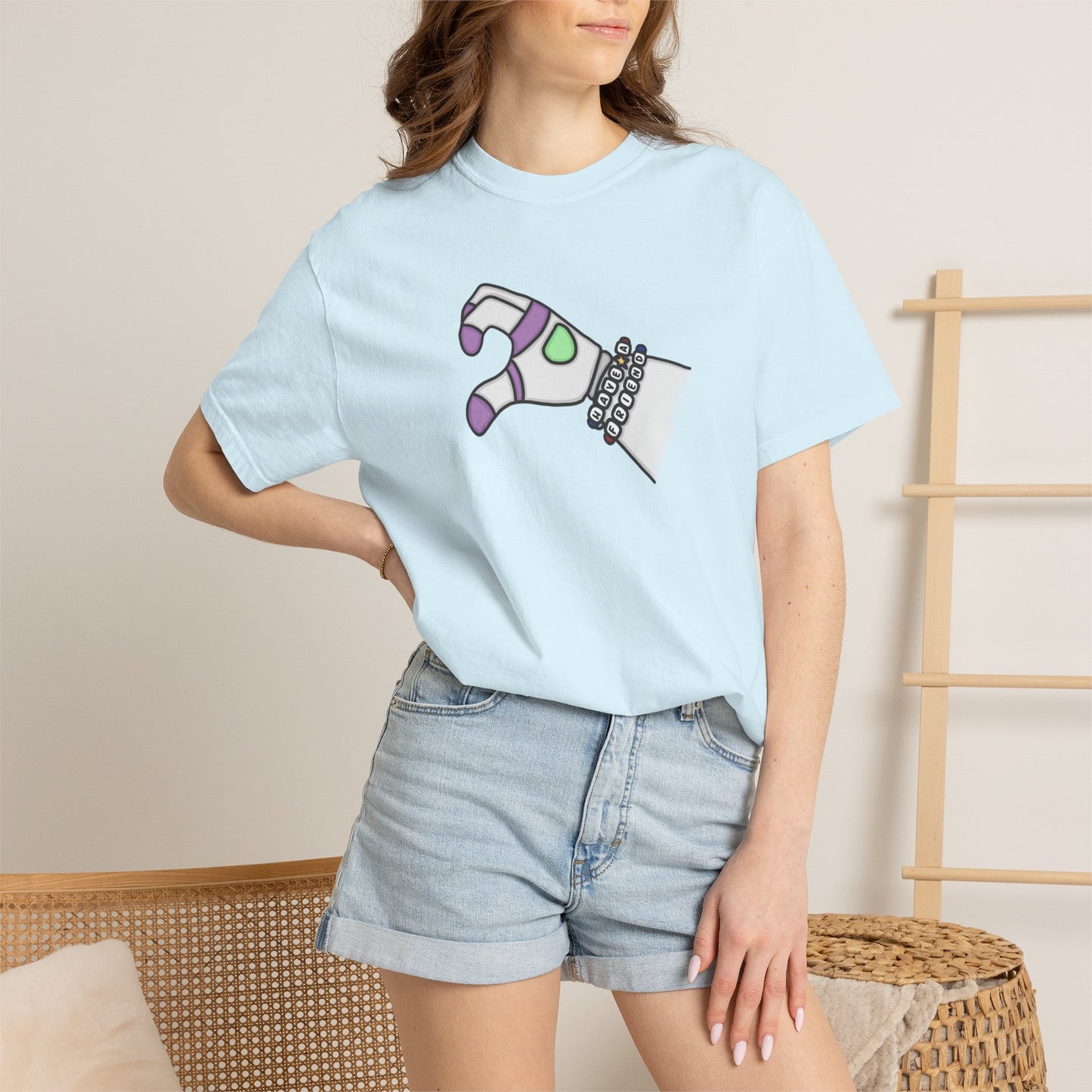 Buzz’s Taylor’s Version “Nice to have a Friend” Heart Comfort Tee